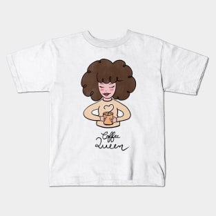 Coffee Queen Cute Coffee Dates Coffee Lover Gift for Women Perfect Gift for Caffeine Lovers Drinking Coffee Latte Macchiato Espresso Mocha Coffee Drinks Caffeinated Drinks Cafe Cappuccino Cute Coffee Lover Gift for Her Kids T-Shirt